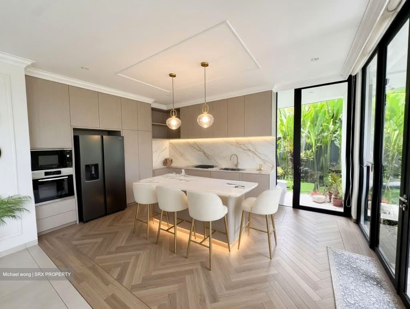 Sime Road (D11), Semi-Detached #557559141